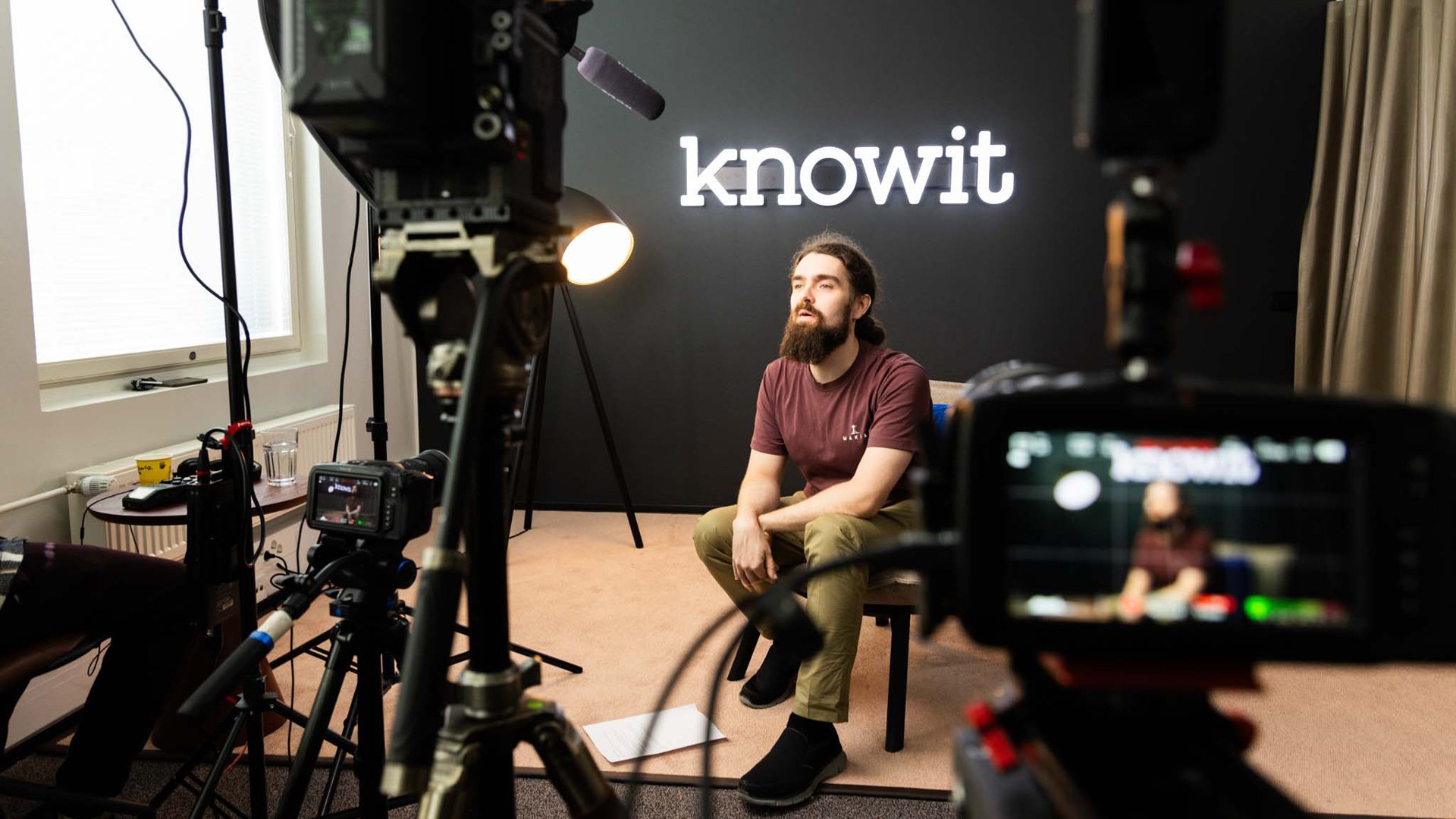 lifeatknowit-33-1920x1080